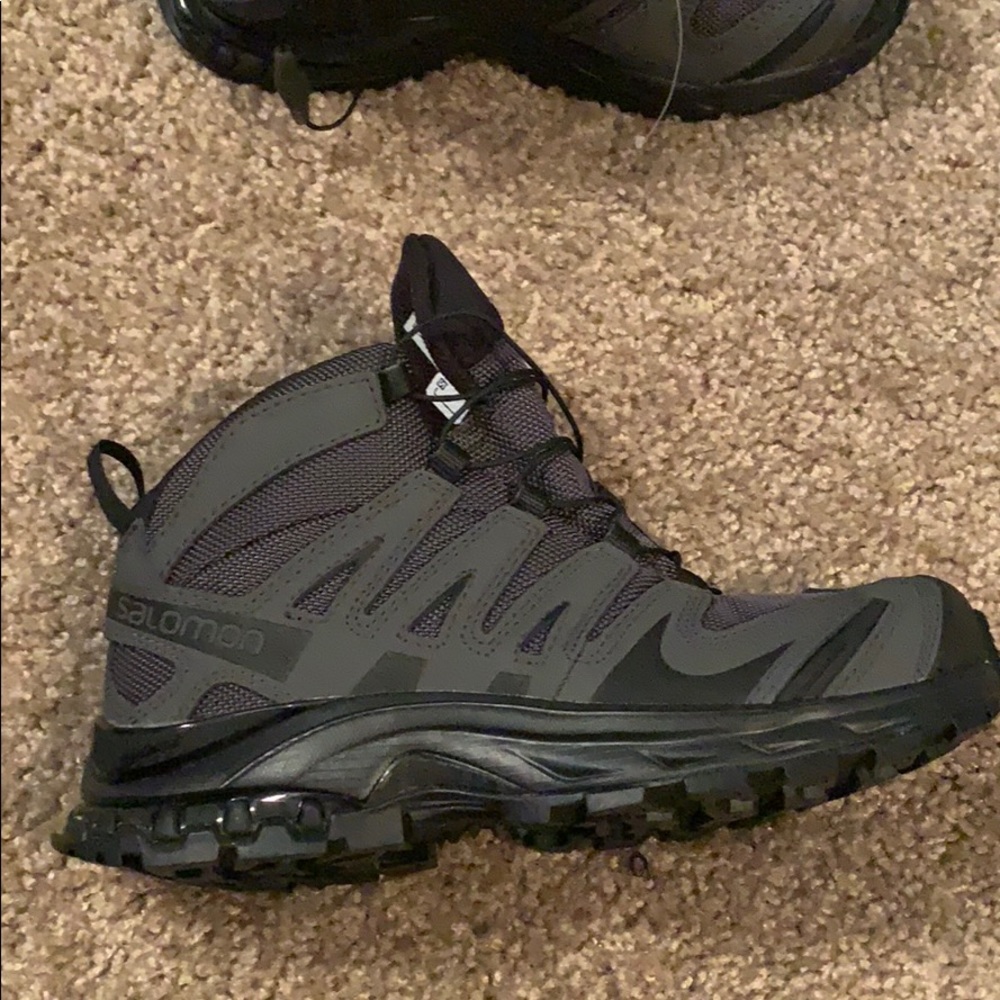 Solomon Grey and Black XA Forces Boots